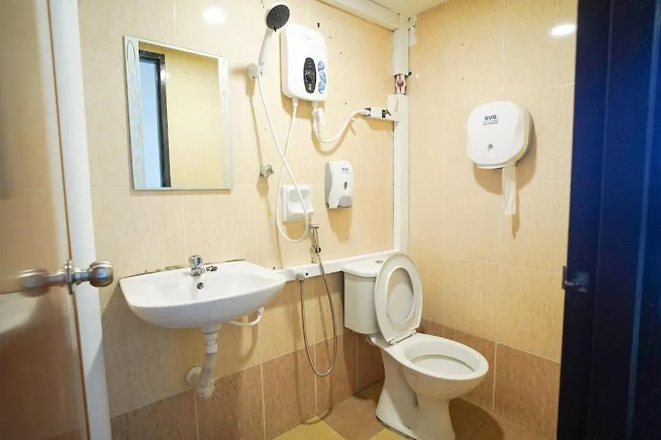 B Link Hotel Kulai Malaysia